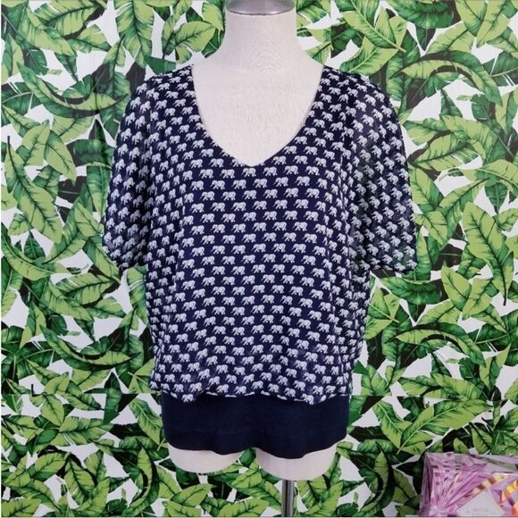 CAbi Parade Elephant Novelty Print Top 802 - Picture 1 of 4